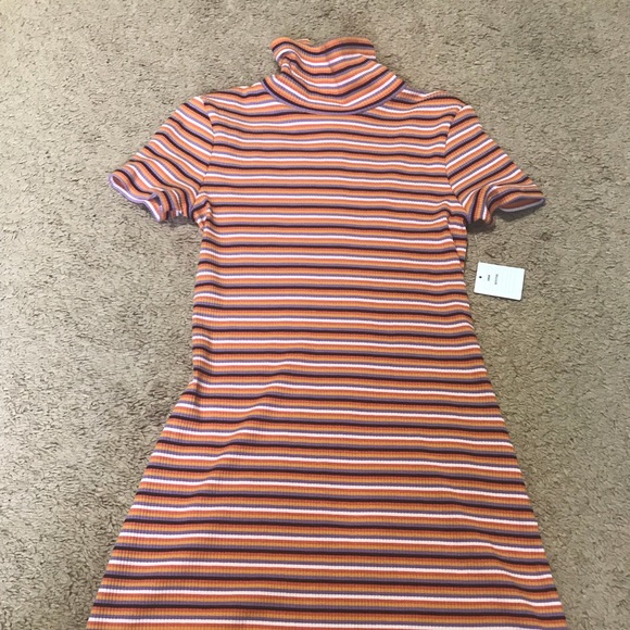Urban Outfitters Dresses & Skirts - ! Urban outfitters fitted dress!